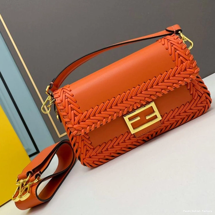 HOT Baguette In Medium Orange Bag Stitching Fendi Leather 0709